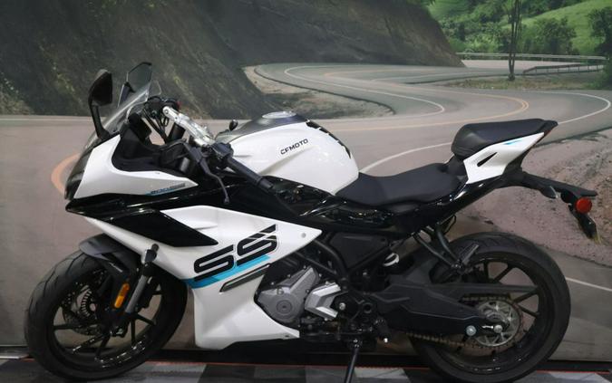 2024 CFMOTO 300SS