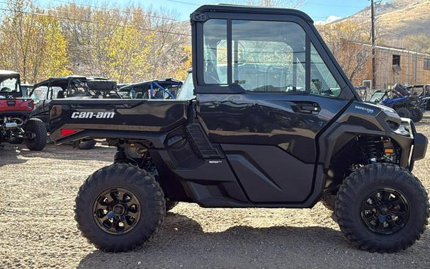 2026 Can-Am® Defender XT CAB HD11 With 10.25 in.display