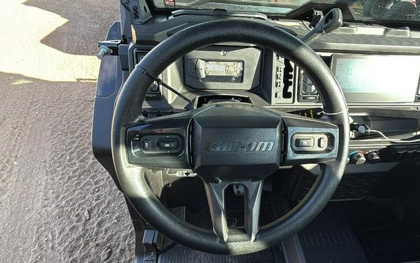 2026 Can-Am® Defender XT CAB HD11 With 10.25 in.display