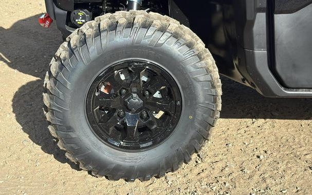 2026 Can-Am® Defender XT CAB HD11 With 10.25 in.display