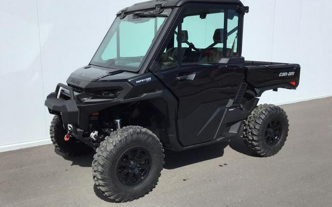 2026 Can-Am® Defender XT CAB HD11 With 10.25 in.display