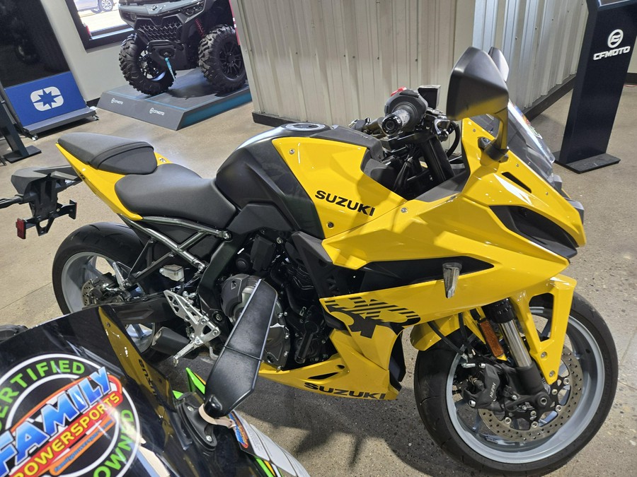 2024 SUZUKI GSXS 8R