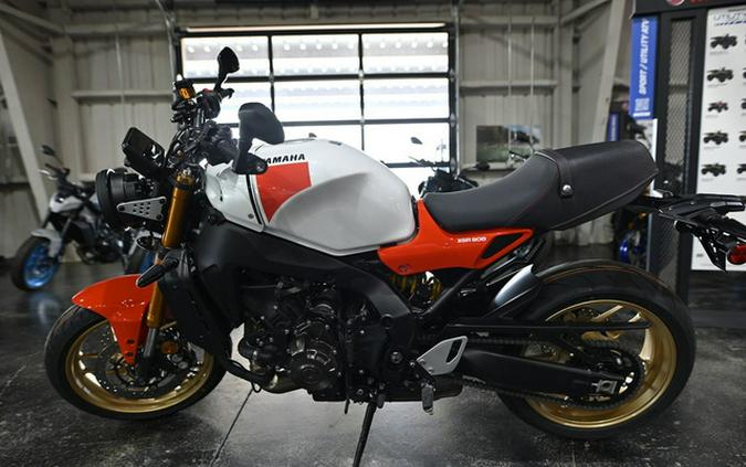 2025 Yamaha XSR 900