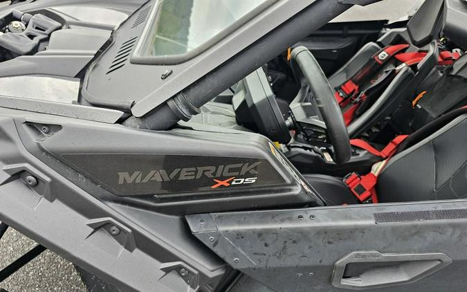 2021 Can-Am® Maverick X3 X ds Turbo RR