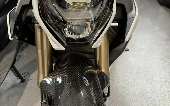 2022 BMW S 1000 R