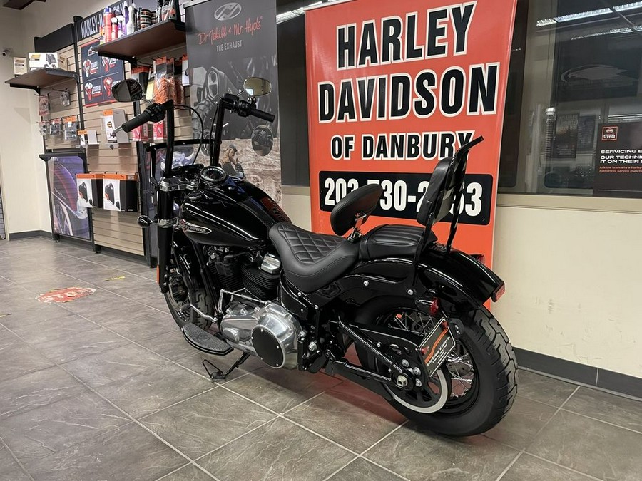 2018 Harley-Davidson® FLSL - Softail® Softail Slim®