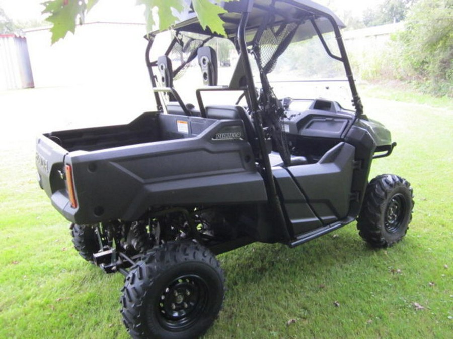 2016 Honda® Pioneer 700