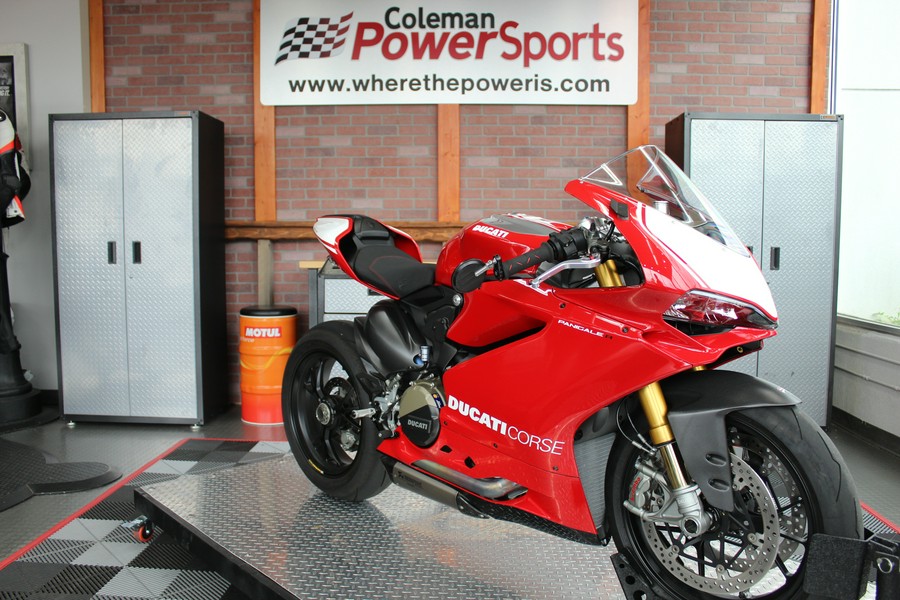 2015 Ducati Panigale R