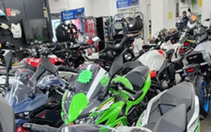 2024 Kawasaki Ninja 7 Hybrid ABS