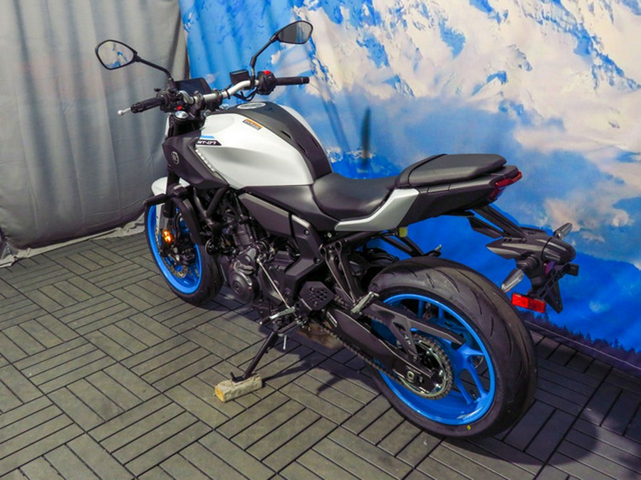 2025 Yamaha MT 07