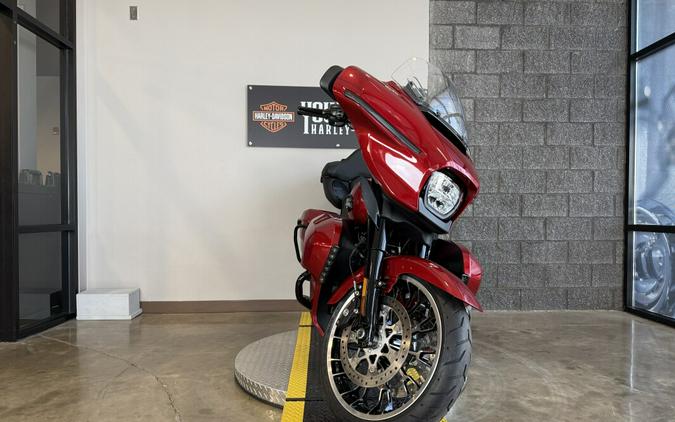 2026 Harley-Davidson® Street Glide Limited FLHXL