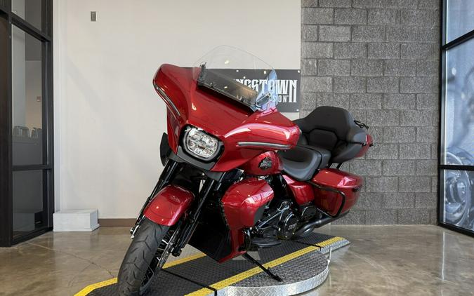 2026 Harley-Davidson® Street Glide Limited FLHXL