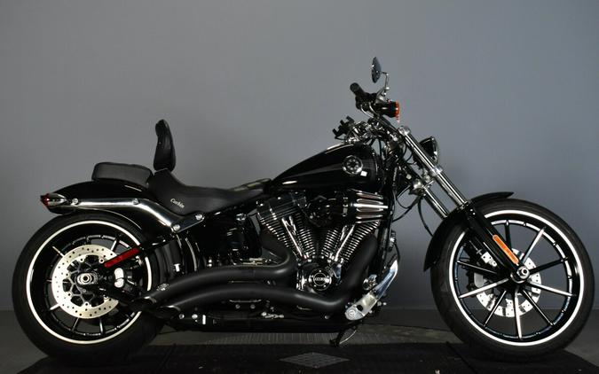 2015 Harley-Davidson Breakout FXSB