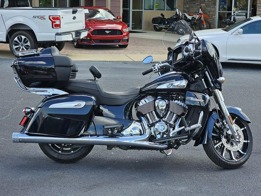 2022 Indian Motorcycle® Roadmaster® Limited Black Azure Crystal