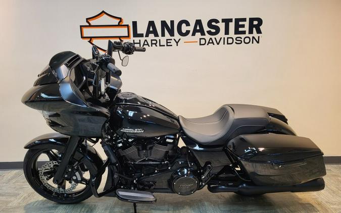 2024 Harley-Davidson® Road Glide® Vivid Black - Black Finish FLTRX