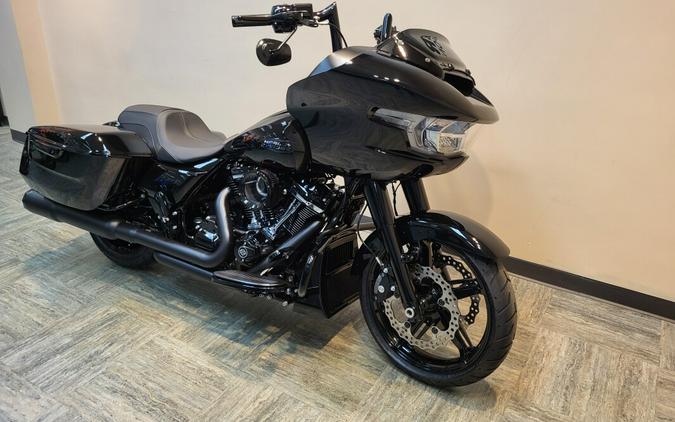 2024 Harley-Davidson® Road Glide® Vivid Black - Black Finish FLTRX