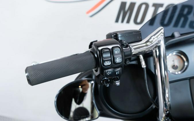 2016 Harley-Davidson Street Glide®
