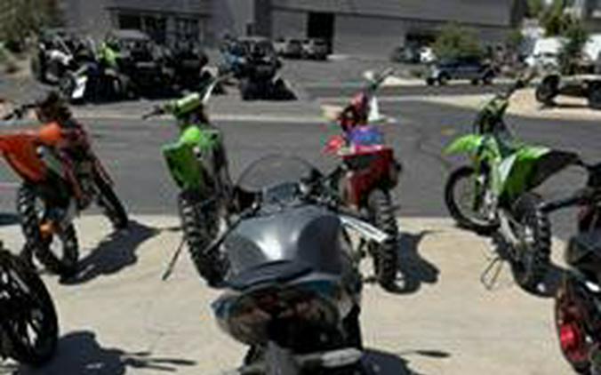 2025 Ninja® ZX™-6R - Kawasaki