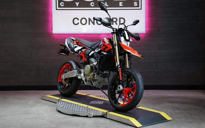 2027 Ducati Hypermotard 698 RVE