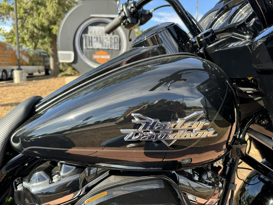 2023 Harley-Davidson® FLTRT - Road Glide® 3