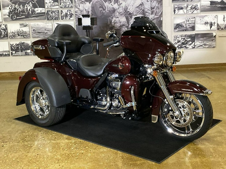 2022 Harley-Davidson FLHTCUTG - Tri Glide Ultra