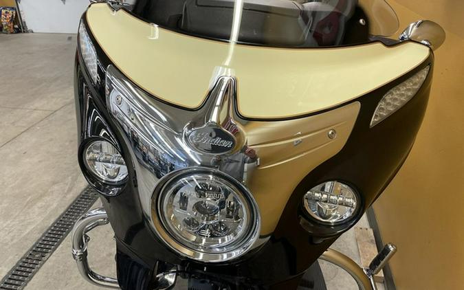 2019 Indian Chieftain Classic Thunder Black Ivory Cream