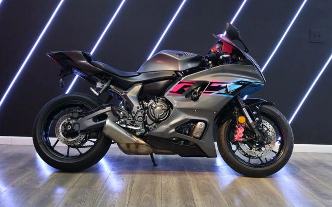 2024 YAMAHA R7