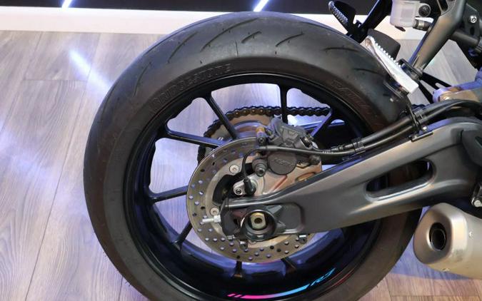 2024 YAMAHA R7