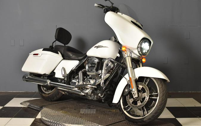 2016 Harley-Davidson Street Glide Crushed Ice Pearl flhx