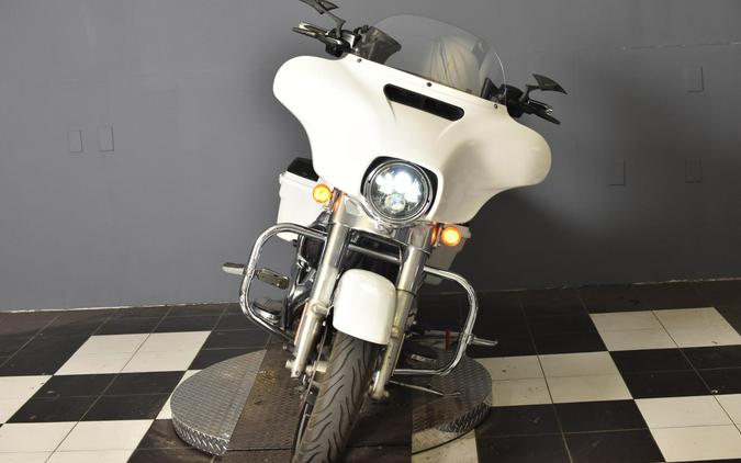2016 Harley-Davidson Street Glide Crushed Ice Pearl flhx
