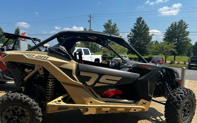 2021 Can-Am Maverick X3 X Ds Turbo RR Desert Tan / Carbon Blac