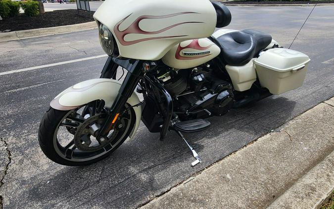 FLHXS 2018 Street Glide Special