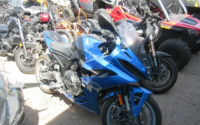 2024 SUZUKI GSX-8R