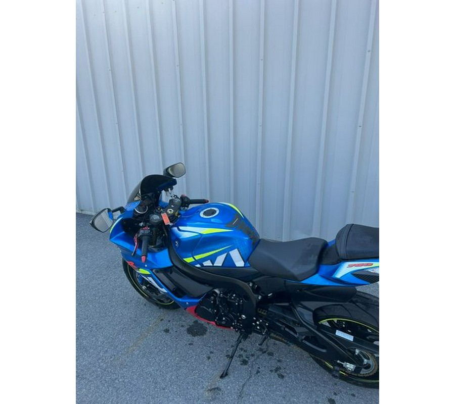 2016 Suzuki GSX-R750