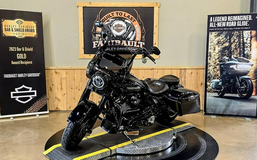 2019 Harley-Davidson® FLHRXS - Road King® Special