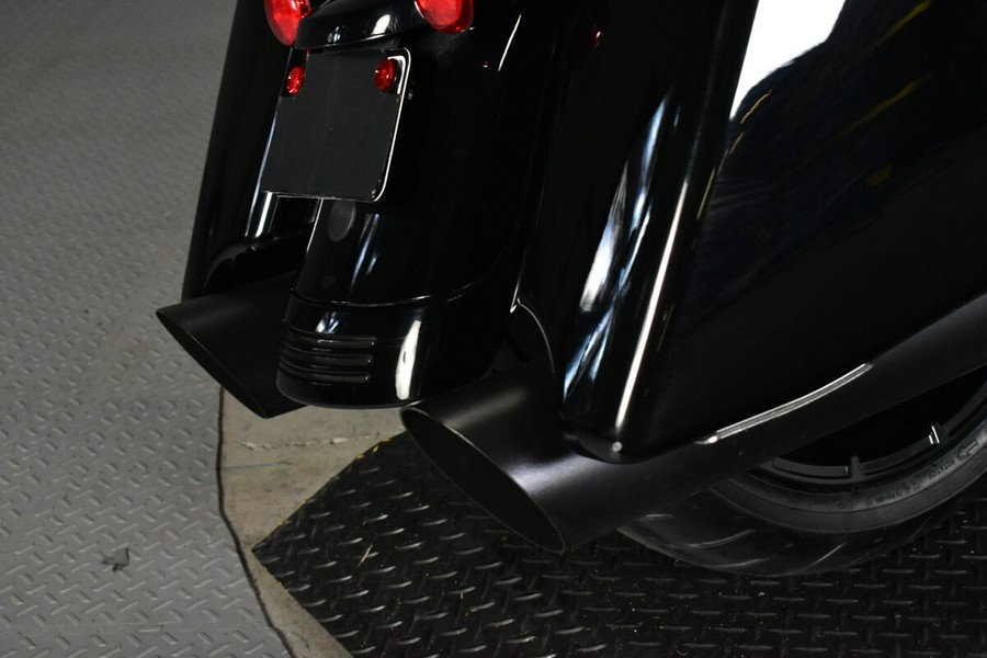 2018 Harley-Davidson Street Glide Special FLHXS