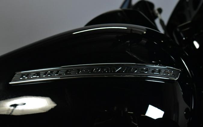 2018 Harley-Davidson Street Glide Special FLHXS
