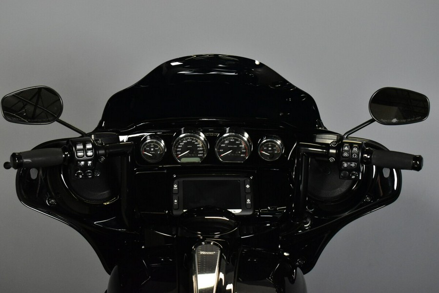 2018 Harley-Davidson Street Glide Special FLHXS