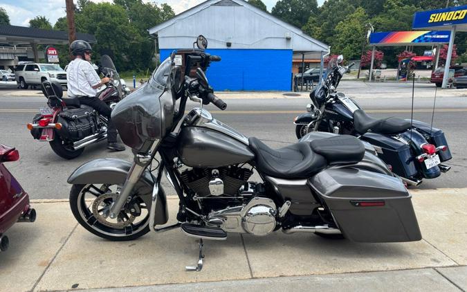 2016 Harley-Davidson Street Glide Special FLHXS