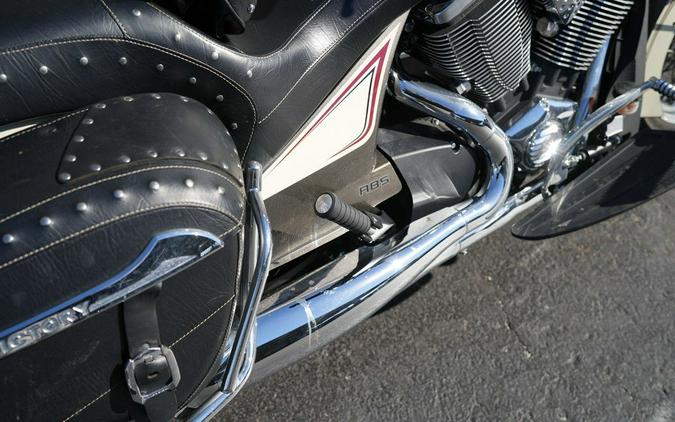 2014 Victory Motorcycles Cross Roads Classic Two-Tone Bronze Mist Khaki