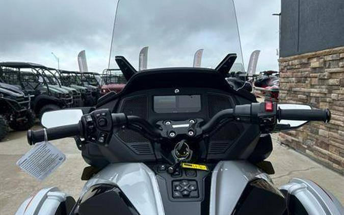 2023 Can-Am Spyder RT