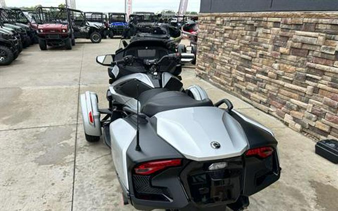 2023 Can-Am Spyder RT