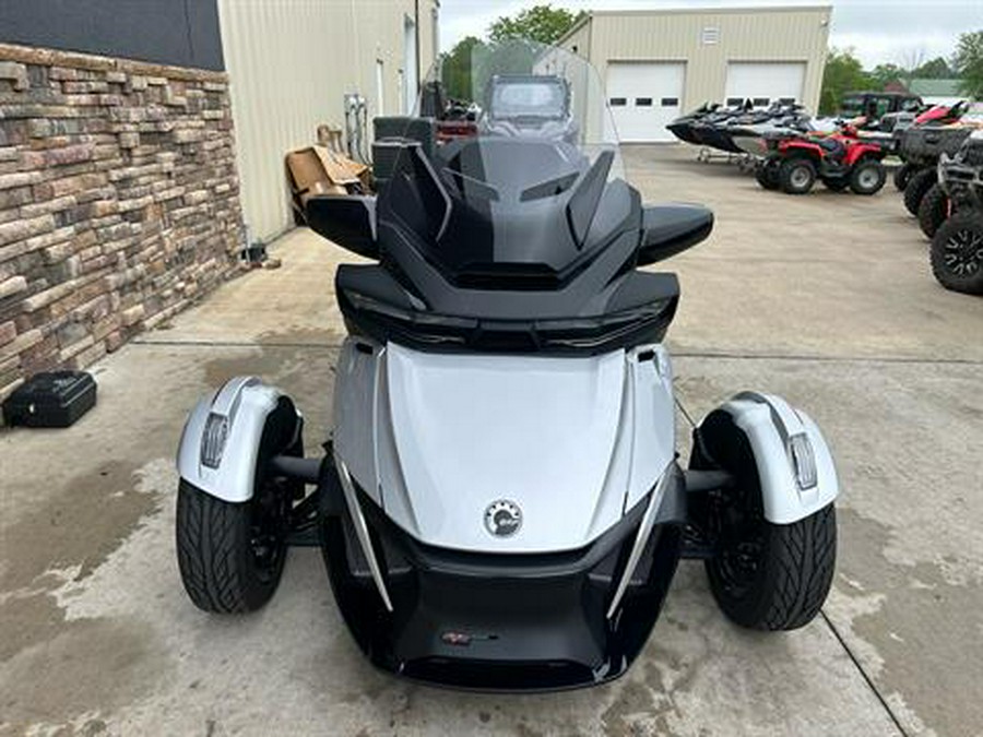 2023 Can-Am Spyder RT