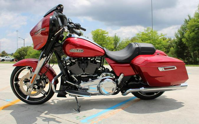 2025 Harley-Davidson® FLHX - Street Glide®