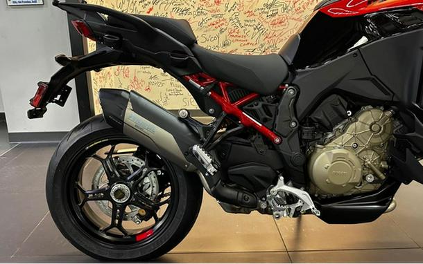 2025 Ducati Multistrada V4 Pikes Peak