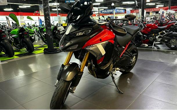 2025 Ducati Multistrada V4 Pikes Peak