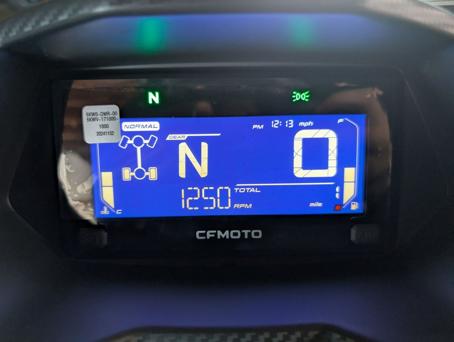 2025 CFMOTO UForce 800 XL