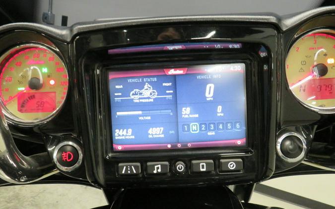 2017 Indian Motorcycle® Chieftain® Limited Thunder Black