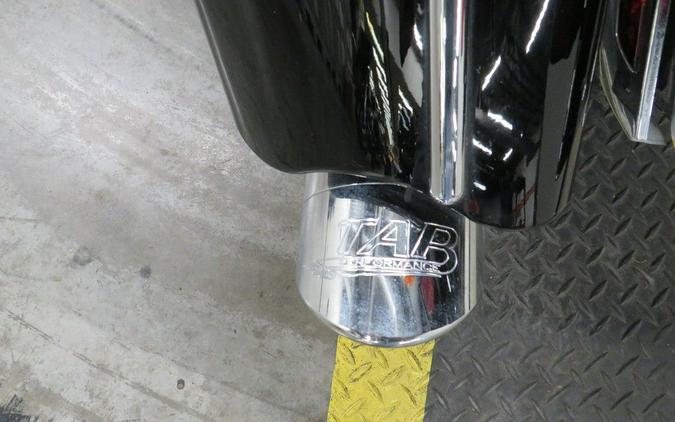 2017 Indian Motorcycle® Chieftain® Limited Thunder Black