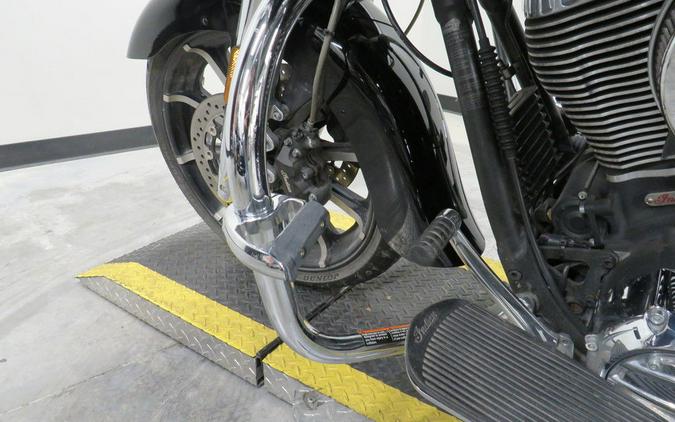 2017 Indian Motorcycle® Chieftain® Limited Thunder Black